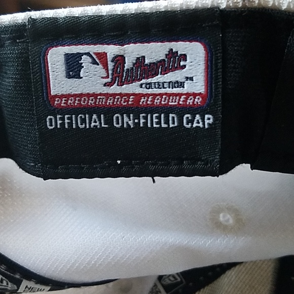 MLB Pirates New Era Official On-Field Cap 81/2 - Picture 4 of 6
